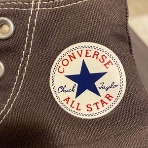 Size 6 women’s